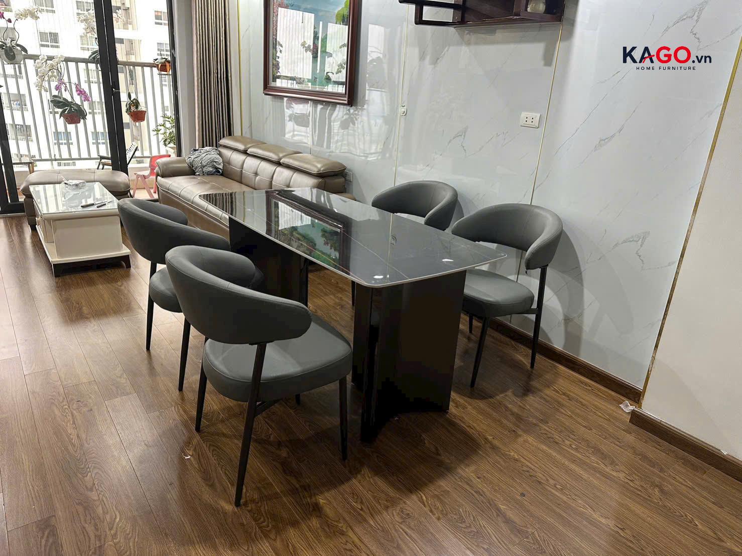Bộ bàn ăn 4 ghế nhập khẩu mặt đá ceramic hiện đại